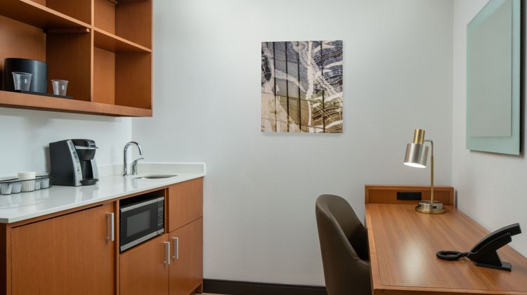 SpringHill Suites by Marriott Suite
