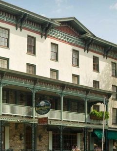 Lambertville House