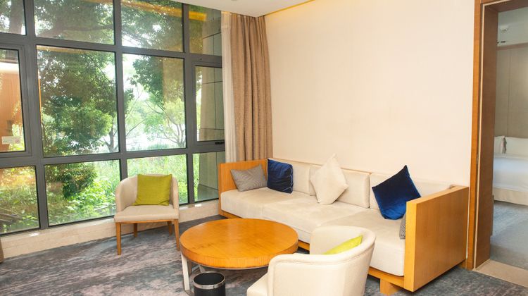 Holiday Inn Kunshan Huaqiao Suite