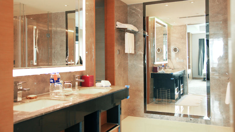 <b>Crowne Plaza Yangzhou Room</b>. Images powered by <a href="https://www.leonardoworldwide.com/" title="Leonardo Worldwide" target="_blank">Leonardo</a>.