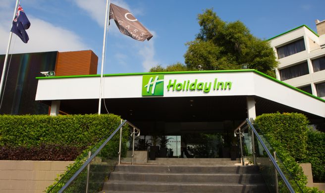 Holiday Inn Warwick Farm Exterior