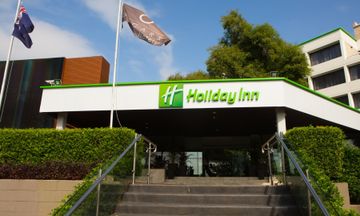 Holiday Inn Warwick Farm