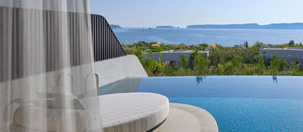 Mandarin Oriental, Costa Navarino Exterior