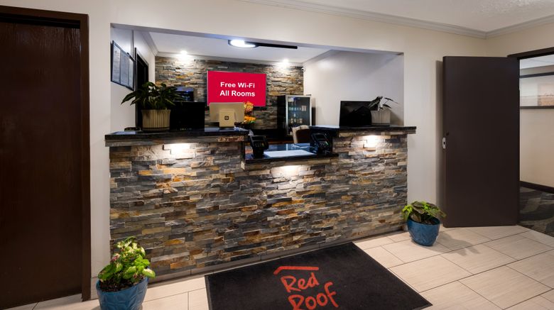 <b>Red Roof Inn Dahlgren - Naval Base Lobby</b>. Images powered by <a href="https://www.leonardoworldwide.com/" title="Leonardo Worldwide" target="_blank">Leonardo</a>.