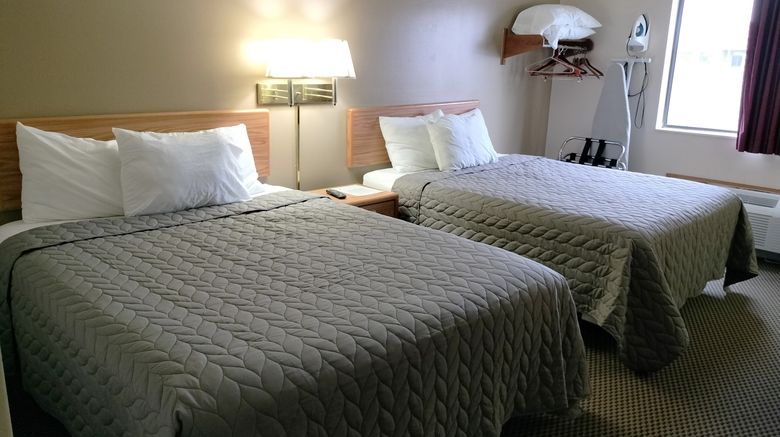 <b>Magnuson Hotel Ironwood Room</b>. Images powered by <a href="https://www.leonardoworldwide.com/" title="Leonardo Worldwide" target="_blank">Leonardo</a>.