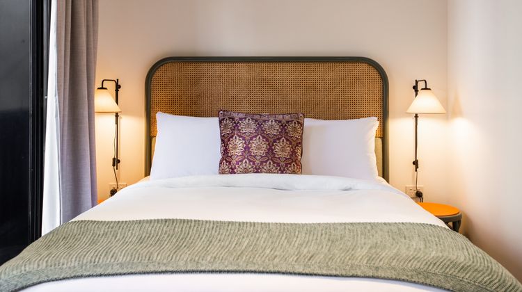 The Sarah Hotel by Urban Rest Room