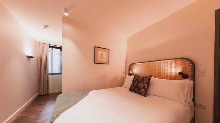 The Sarah Hotel by Urban Rest Room