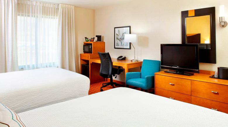 <b>Fairfield Inn & Suites Neville Island Room</b>. Images powered by <a href="https://www.leonardoworldwide.com/" title="Leonardo Worldwide" target="_blank">Leonardo</a>.