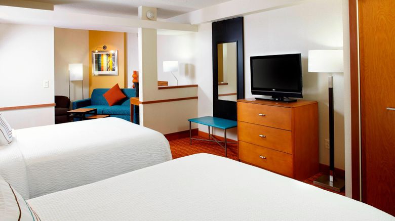 <b>Fairfield Inn & Suites Neville Island Suite</b>. Images powered by <a href="https://www.leonardoworldwide.com/" title="Leonardo Worldwide" target="_blank">Leonardo</a>.