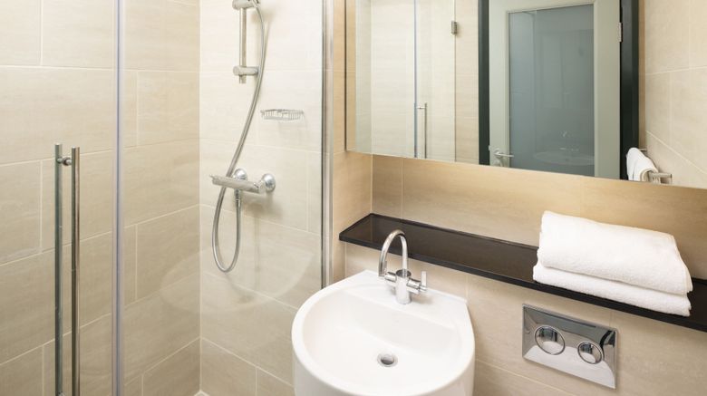 <b>Four Points by Sheraton Edinburgh Room</b>. Images powered by <a href="https://www.leonardoworldwide.com/" title="Leonardo Worldwide" target="_blank">Leonardo</a>.