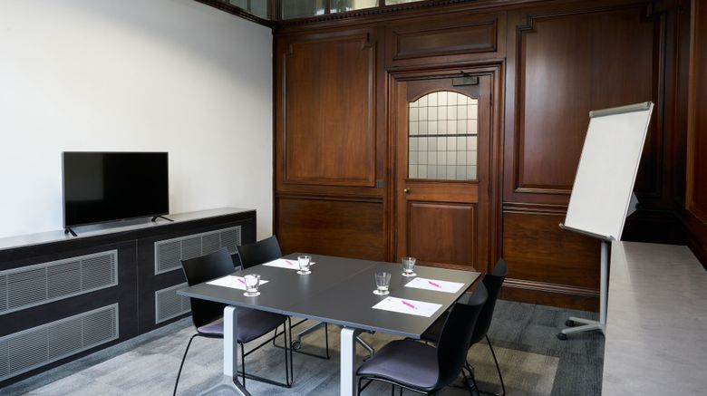 <b>aloft Liverpool Meeting</b>. Images powered by <a href="https://www.leonardoworldwide.com/" title="Leonardo Worldwide" target="_blank">Leonardo</a>.