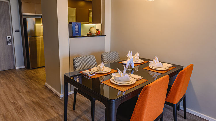 Oakwood Residence Sukhumvit Thonglor Restaurant
