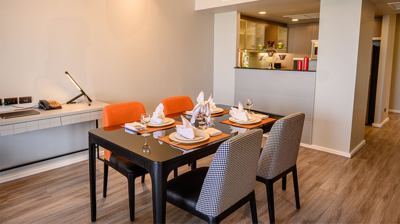 <b>Oakwood Residence Sukhumvit Thonglor Restaurant</b>. Images powered by <a href="https://www.leonardoworldwide.com/" title="Leonardo Worldwide" target="_blank">Leonardo</a>.