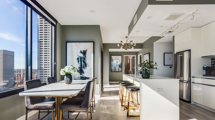 Lilli Midtown Room