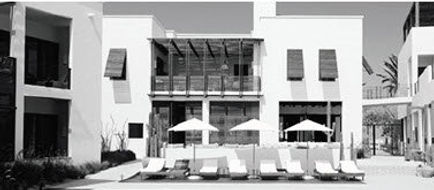 Lively Beach Exterior
