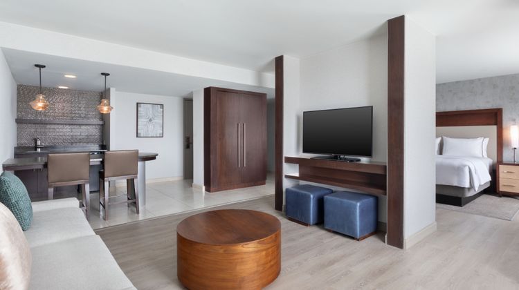 The Westin Atlanta Perimeter North Suite