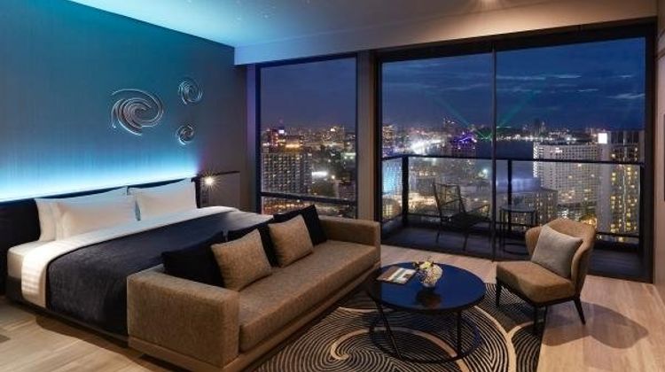 Grande Centre Point Pattaya Suite