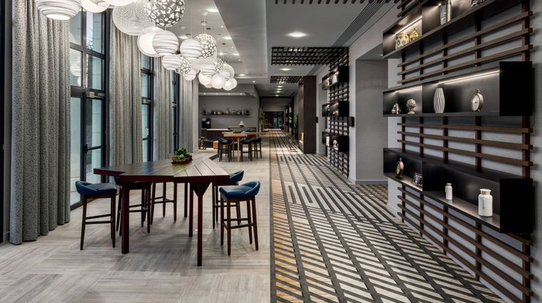 <b>Paris Charles de Gaulle Airport Marriott Meeting</b>. Images powered by <a href="https://www.leonardoworldwide.com/" title="Leonardo Worldwide" target="_blank">Leonardo</a>.