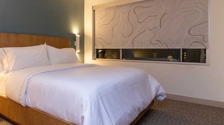 Element St Louis Midtown Room