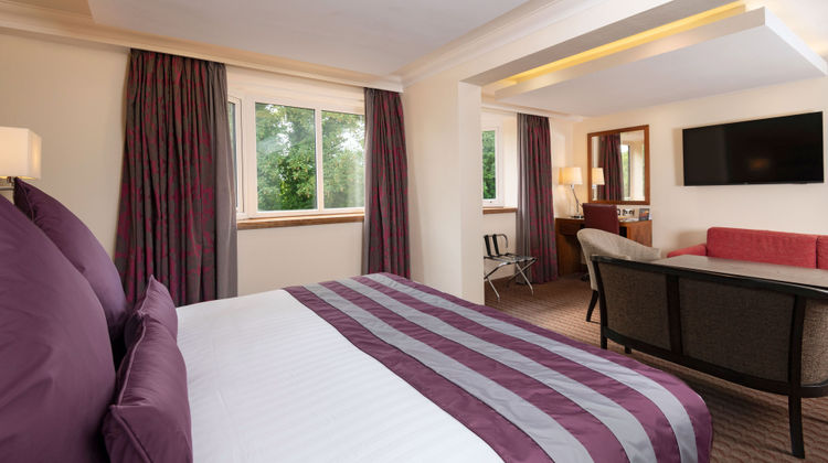 Donnington Manor Hotel Room