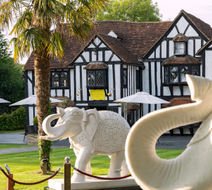 Donnington Manor Hotel Exterior