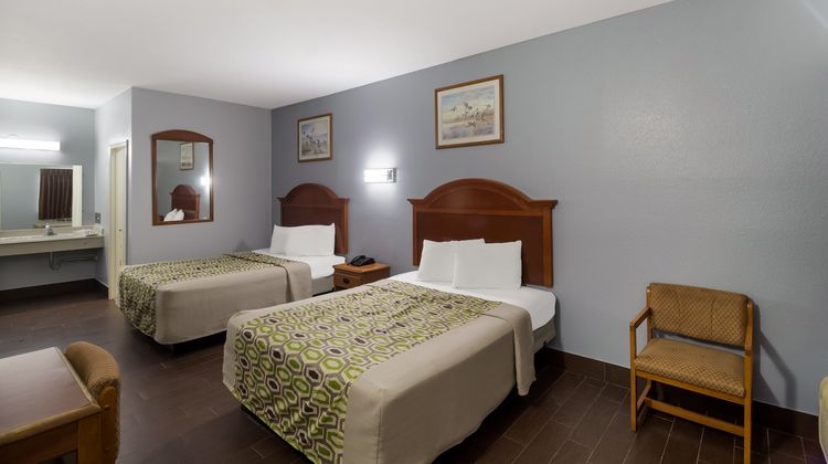 Scottish Inns Room