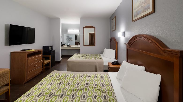 <b>Scottish Inns Room</b>. Images powered by <a href="https://www.leonardoworldwide.com/" title="Leonardo Worldwide" target="_blank">Leonardo</a>.