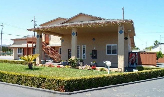 Economy Inn Morgan Hill Exterior