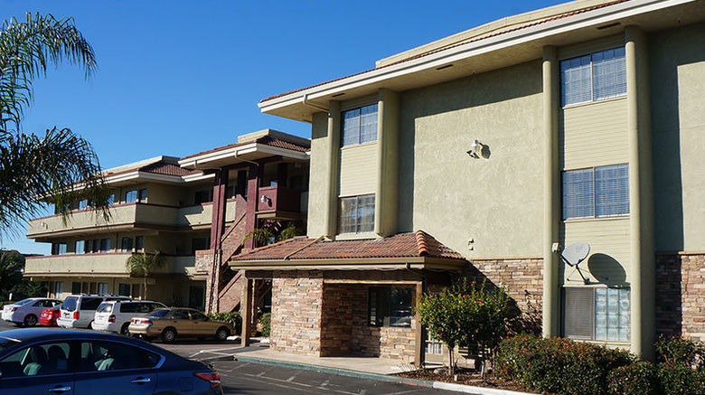 <b>Executive Inn Exterior</b>. Images powered by <a href="https://www.leonardoworldwide.com/" title="Leonardo Worldwide" target="_blank">Leonardo</a>.