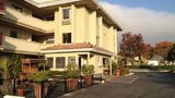 Executive Inn Exterior