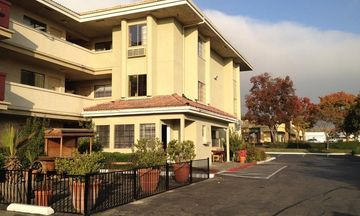 Executive Inn