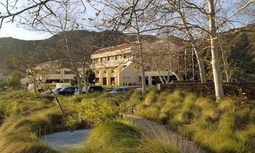 Villa Graziadio Executive Center