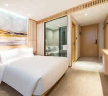East Hotel Dalian Room