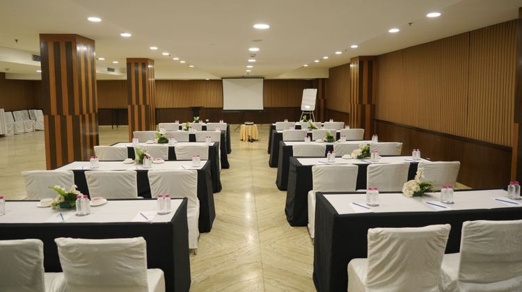 Four Points by Sheraton Vadodara Meeting