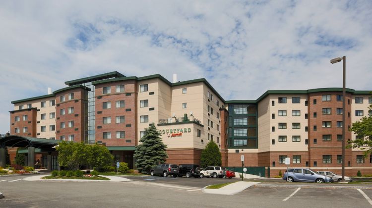 Courtyard Boston Waltham Exterior
