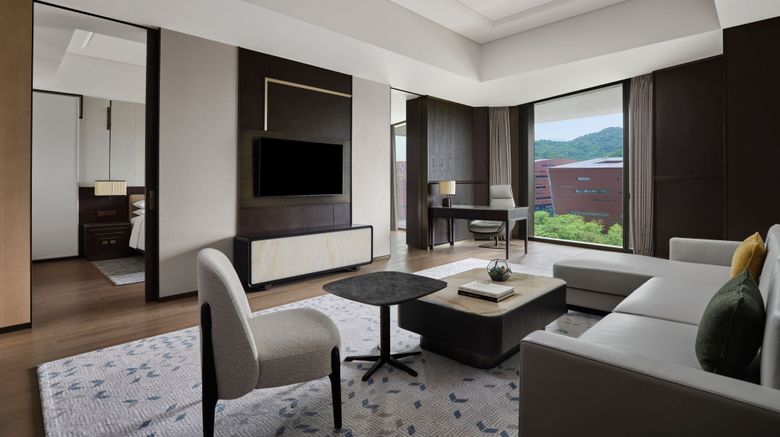 <b>Guangzhou Marriott Hotel Baiyun Suite</b>. Images powered by <a href="https://www.leonardoworldwide.com/" title="Leonardo Worldwide" target="_blank">Leonardo</a>.