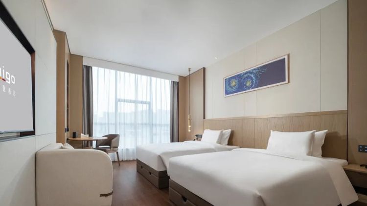 Glenview ITC Plaza Room