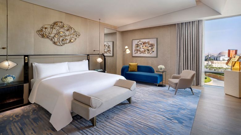 <b>St. Regis Riyadh Suite</b>. Images powered by <a href="https://www.leonardoworldwide.com/" title="Leonardo Worldwide" target="_blank">Leonardo</a>.