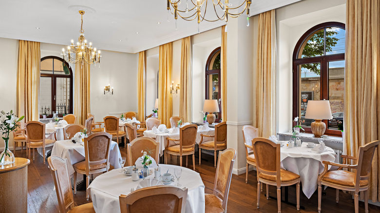 <b>Hotel Bayerischer Hof Dresden Restaurant</b>. Images powered by <a href="https://www.leonardoworldwide.com/" title="Leonardo Worldwide" target="_blank">Leonardo</a>.