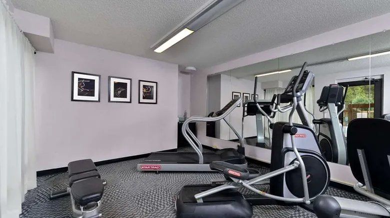 <b>The Paragon Hotel Brunswick Recreation</b>. Images powered by <a href="https://www.leonardoworldwide.com/" title="Leonardo Worldwide" target="_blank">Leonardo</a>.
