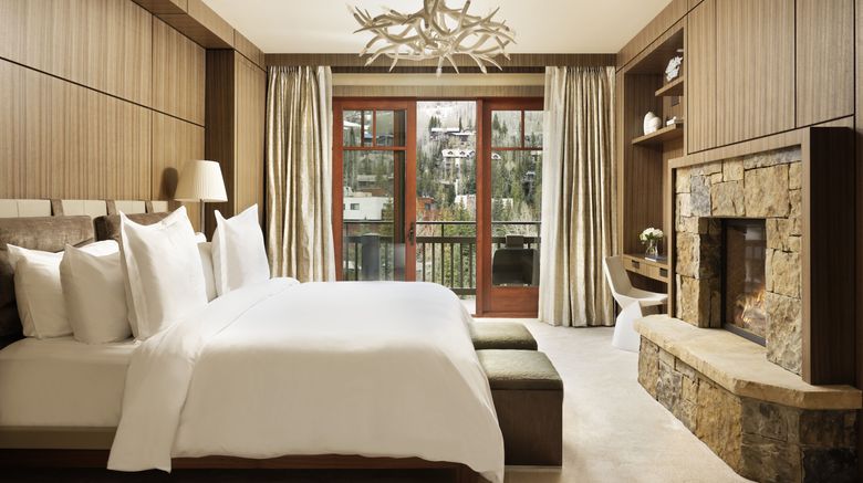 <b>Four Seasons Resort Vail Exterior</b>. Images powered by <a href="https://www.leonardoworldwide.com/" title="Leonardo Worldwide" target="_blank">Leonardo</a>.