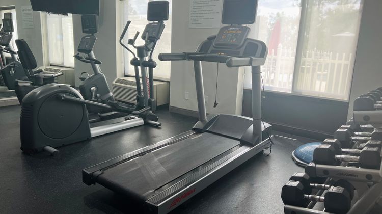 Holiday Inn Express & Suites Sebring Health Club