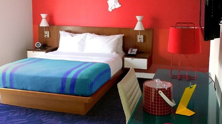 Shoreline Hotel Waikiki Room