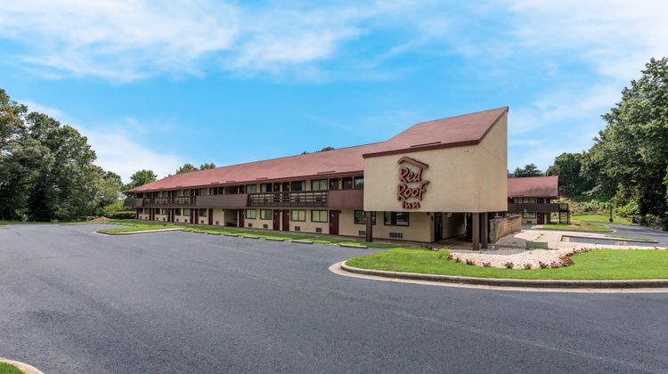 Red Roof Inn Hickory Exterior