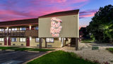 Red Roof Inn Hickory Exterior
