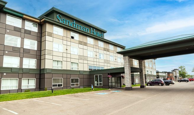 Sandman Hotel Red Deer Exterior