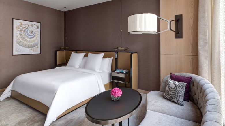 <b>Four Seasons Hotel DIFC Room</b>. Images powered by <a href=https://www.travelagewest.com/Hotels/Dubai/