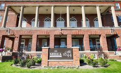 The Stella Hotel & Ballroom