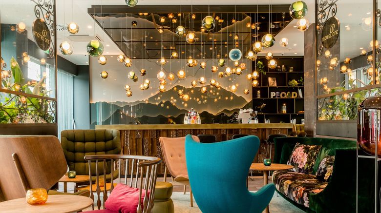 <b>Motel One Salzburg Lobby</b>. Images powered by <a href="https://www.leonardoworldwide.com/" title="Leonardo Worldwide" target="_blank">Leonardo</a>.