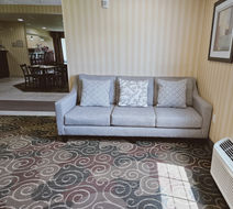 Cobblestone Inn & Suites Bloomfield Lobby